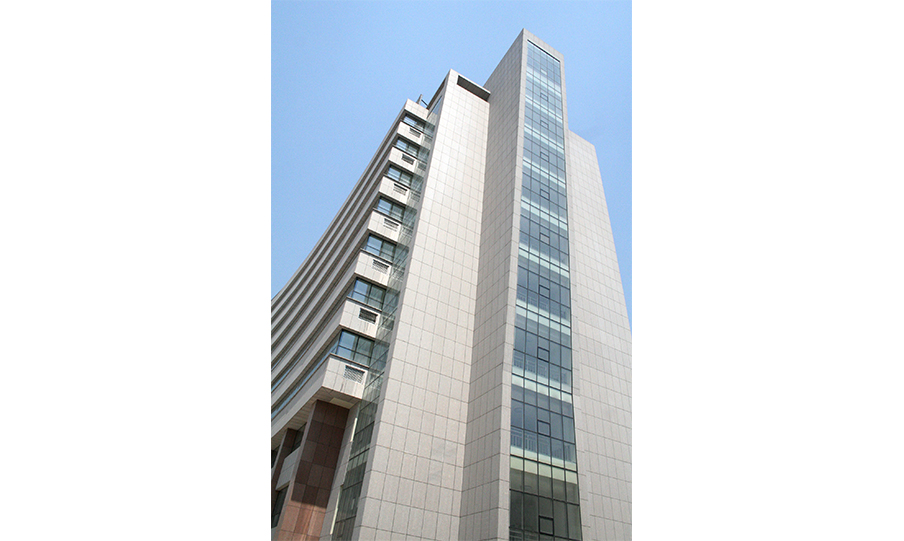 山川集团办公楼幕墙工程