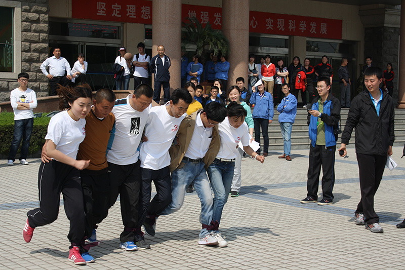 运动会同舟共济